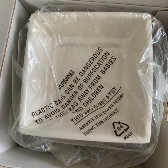 New In Box Scentsy Warmer - Picture 7 of 13